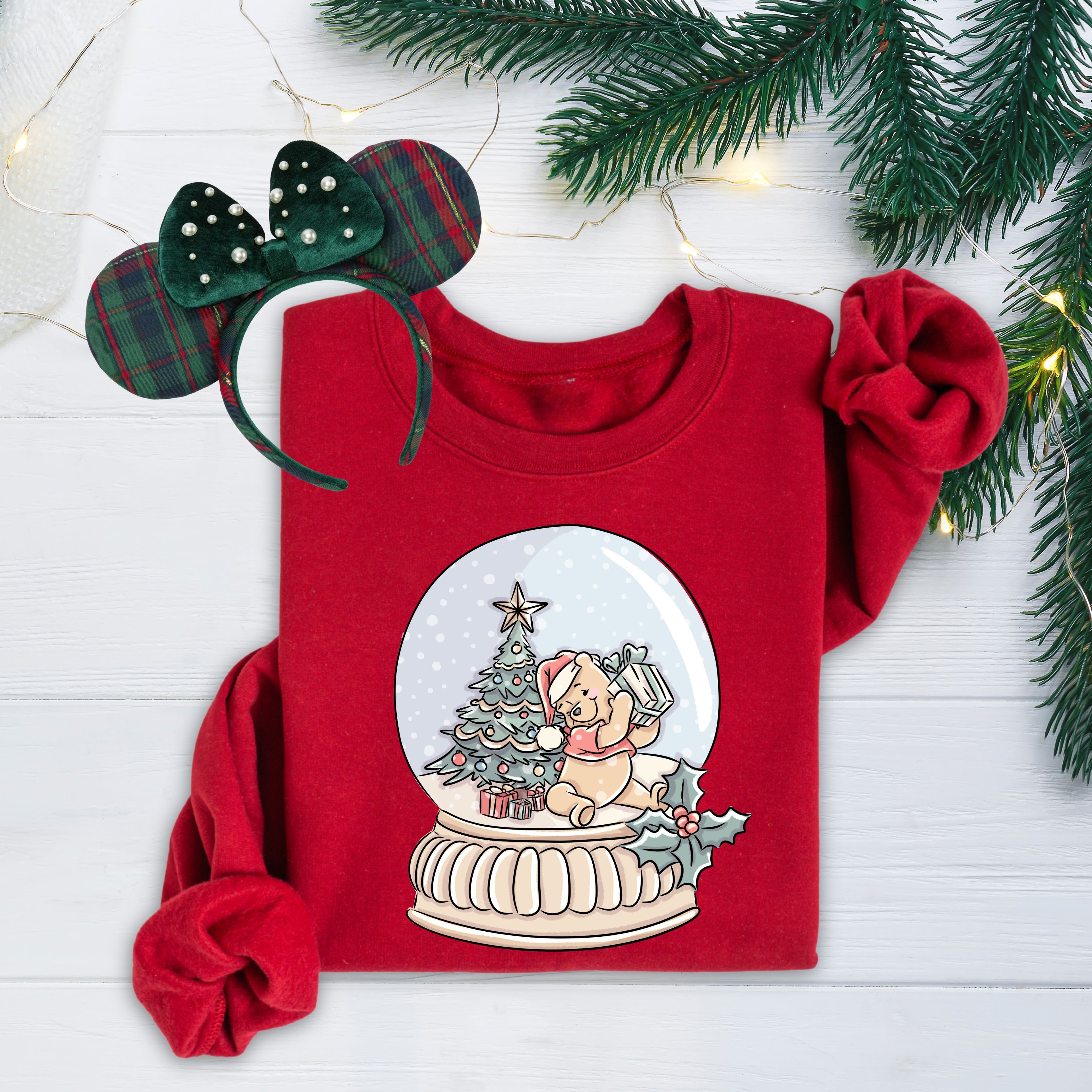 Honey Bear Snowglobe | T-Shirt - Sweatshirt - Hoodie