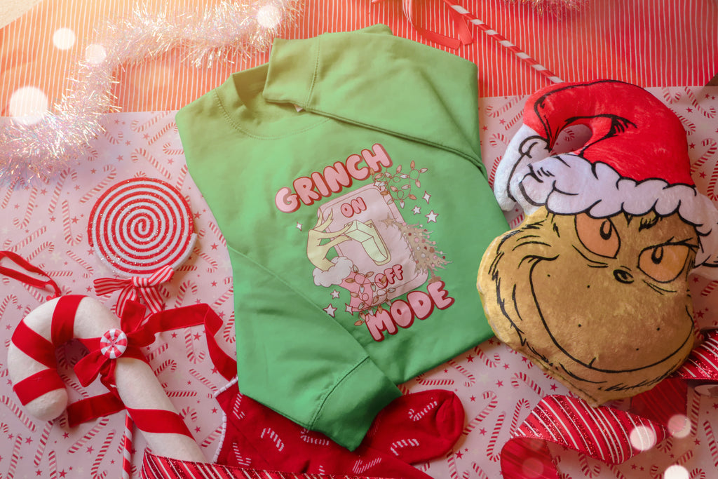 Grumpy Green Christmas Sweatshirt | Park Day Outfit