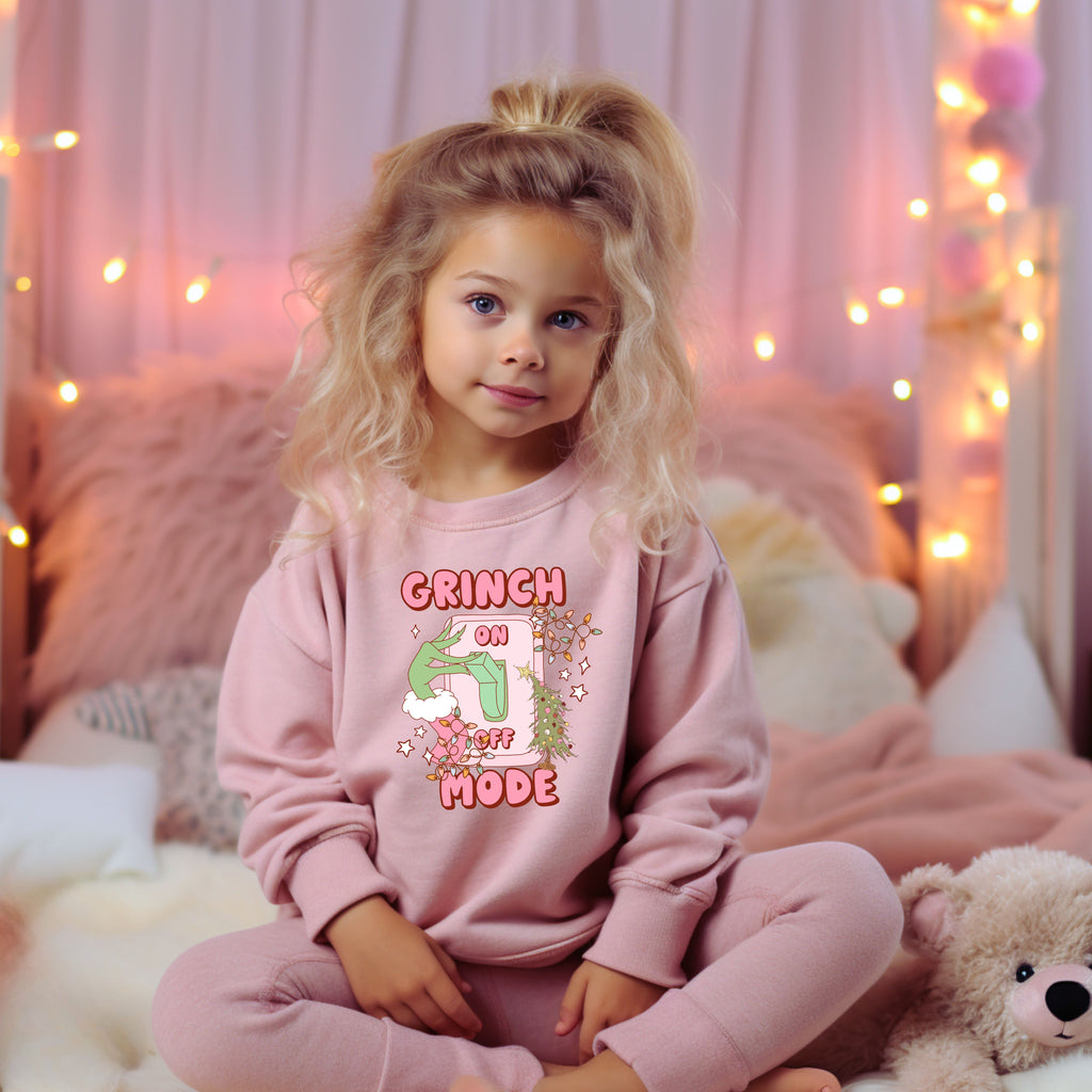 Grumpy Green Christmas Sweatshirt | Park Day Outfit